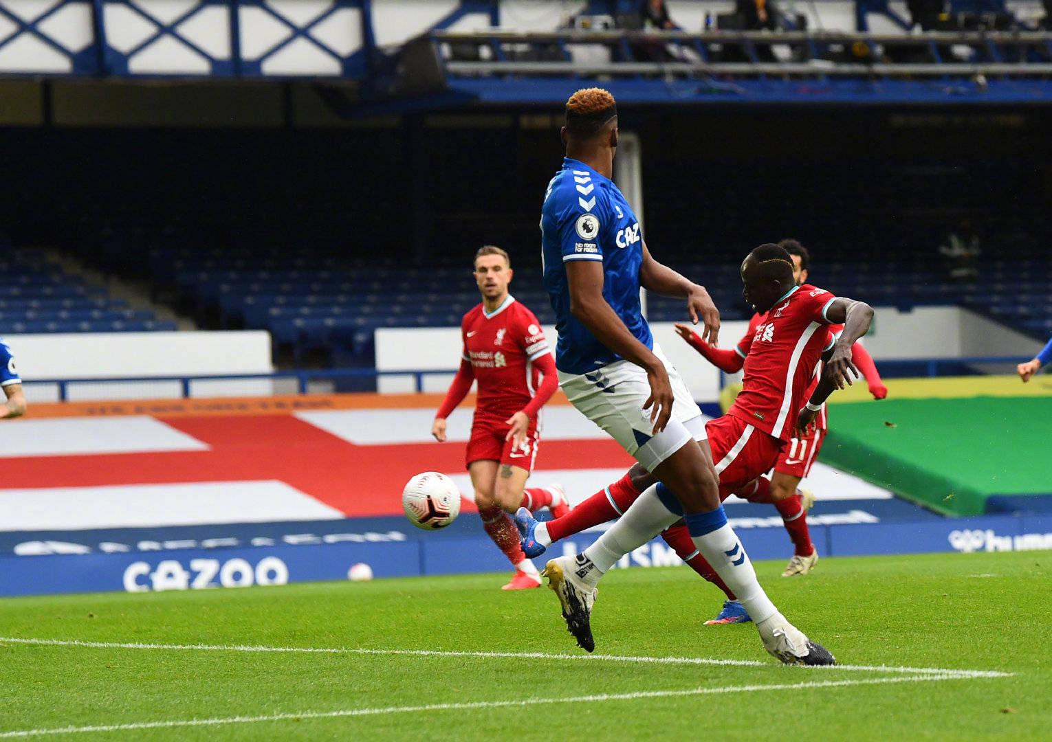 关于裁判判 关于裁判判